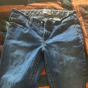 Realtree Women’s Dark Blue Stretch Jeans